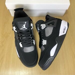 Jordan 4 Retro White Thunder -Men's Sleek Sneakers Shoes